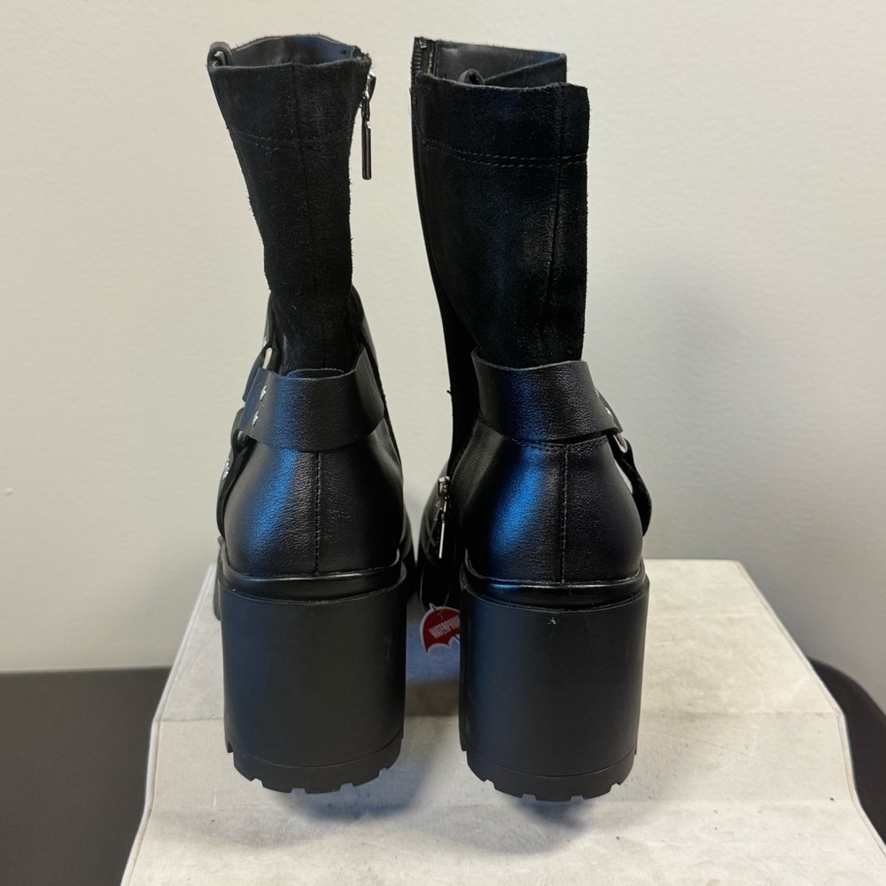 Blondo Women's Rebel Waterproof Ankle Boot, size 9, NWT , Leather - Picture 5 of 13